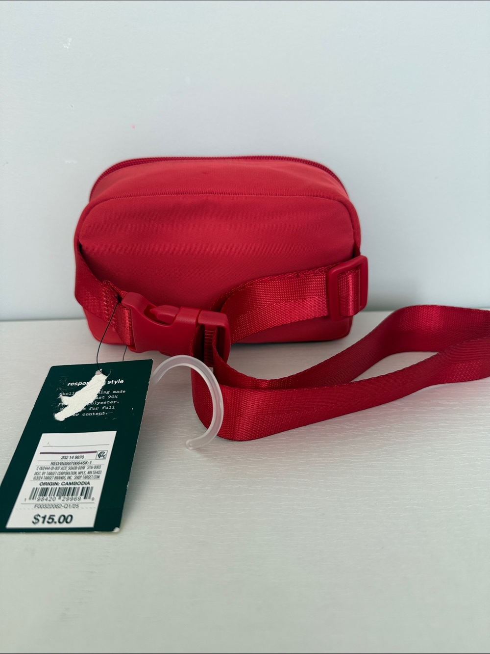 NWT - art class Red Nylon Crossbody Bag with Strap - Picture 3 of 5